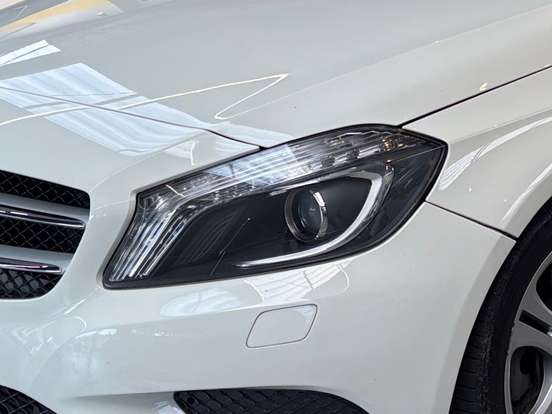 MERCEDES-BENZ-A 200-2013