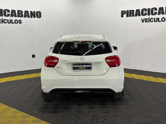 MERCEDES-BENZ-A 200-2015