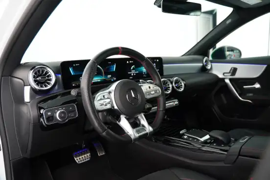 MERCEDES-BENZ-A 35 AMG-2022