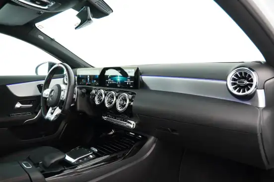 MERCEDES-BENZ-A 35 AMG-2022