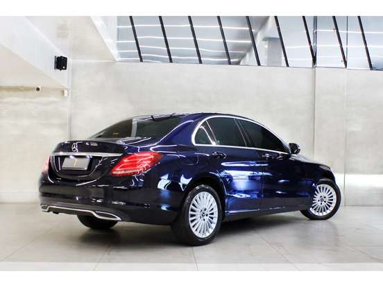 MERCEDES-BENZ-C 180-1.6 CGI EXCLUSIVE 16V TURBO GASOLINA 4P AUTOMÁTICO MERCEDES-BENZ-C 180-2017