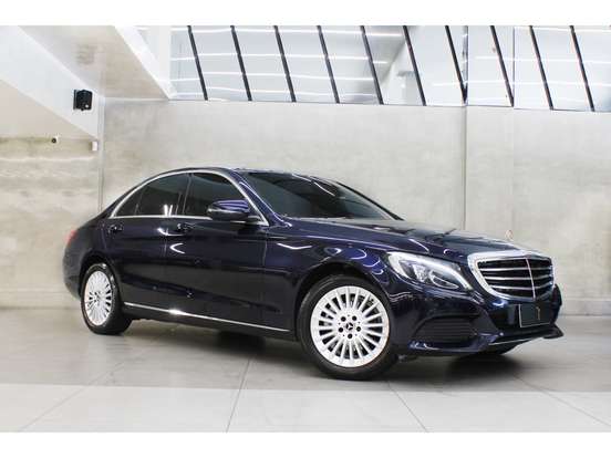 MERCEDES-BENZ-C 180-1.6 CGI EXCLUSIVE 16V TURBO GASOLINA 4P AUTOMÁTICO MERCEDES-BENZ-C 180-2017