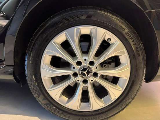 MERCEDES-BENZ-C 180-2019