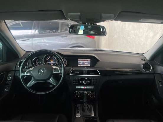 MERCEDES-BENZ-C 180-2012