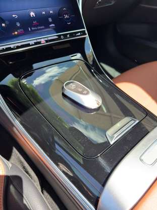 MERCEDES-BENZ-C 200-2023