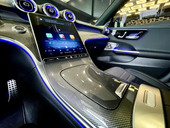 MERCEDES-BENZ-C 300-2025