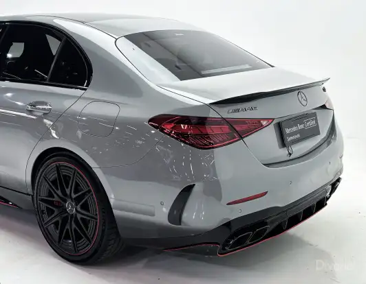 MERCEDES-BENZ-C 63 AMG-2024