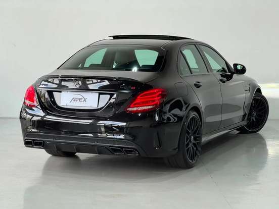 MERCEDES-BENZ-C 63 AMG-4.0 V8 TURBO S GASOLINA SEDAN 4P AUTOMÁTICO MERCEDES-BENZ-C 63 AMG-2015