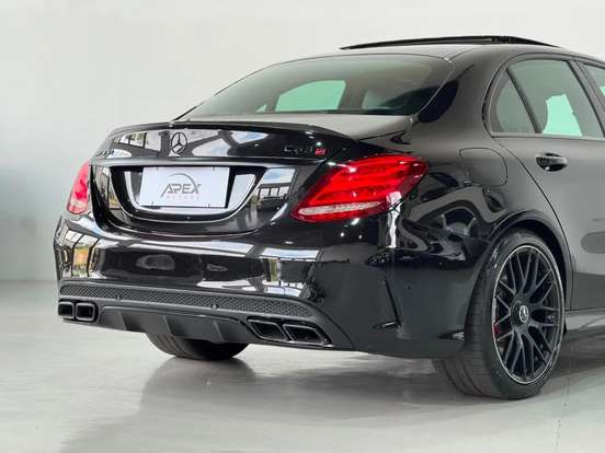 MERCEDES-BENZ-C 63 AMG-4.0 V8 TURBO S GASOLINA SEDAN 4P AUTOMÁTICO MERCEDES-BENZ-C 63 AMG-2015