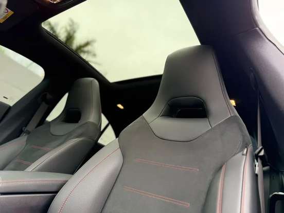 MERCEDES-BENZ-CLA 200-2023