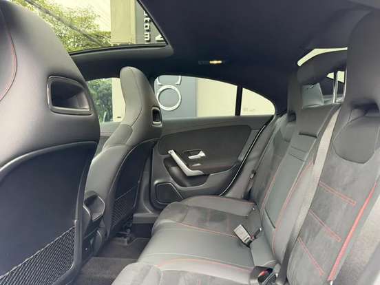 MERCEDES-BENZ-CLA 200-2023