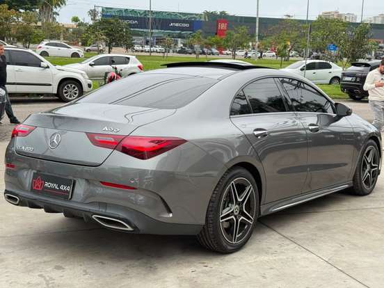 MERCEDES-BENZ-CLA 200-2023