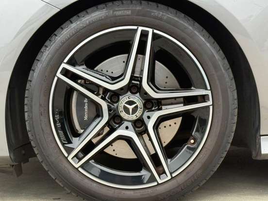 MERCEDES-BENZ-CLA 200-2023