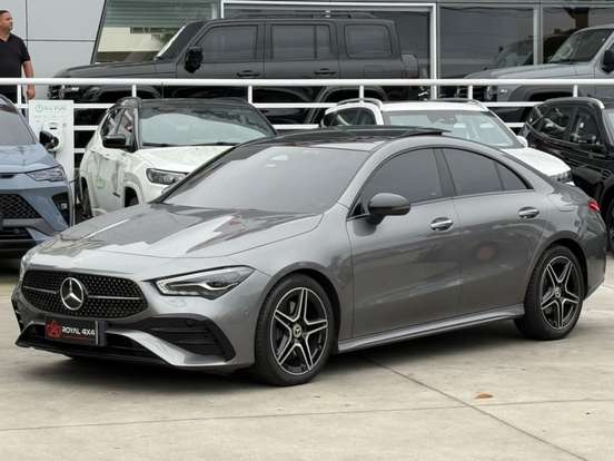 MERCEDES-BENZ-CLA 200-2024