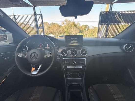 MERCEDES-BENZ-CLA 200-1.6 CGI FLEX 7G-DCT MERCEDES-BENZ-CLA 200-2017