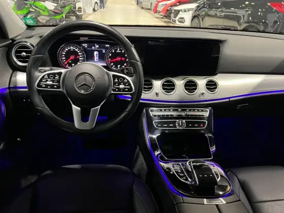 MERCEDES-BENZ-E 300-2.0 CGI GASOLINA EXCLUSIVE 9G-TRONIC MERCEDES-BENZ-E 300-2020