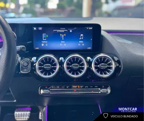 MERCEDES-BENZ-GLA 200-2023
