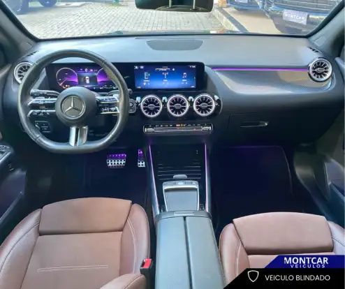 MERCEDES-BENZ-GLA 200-2023