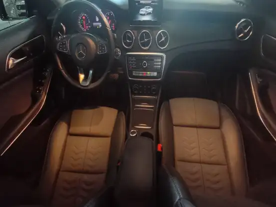 MERCEDES-BENZ-GLA 200-1.6 CGI FLEX STYLE 7G-DCT MERCEDES-BENZ-GLA 200-2018