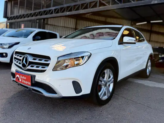 MERCEDES-BENZ-GLA 200-1.6 CGI FLEX STYLE 7G-DCT MERCEDES-BENZ-GLA 200-2018