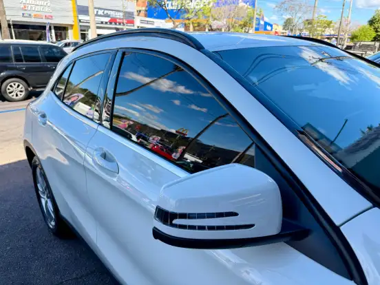 MERCEDES-BENZ-GLA 200-2018