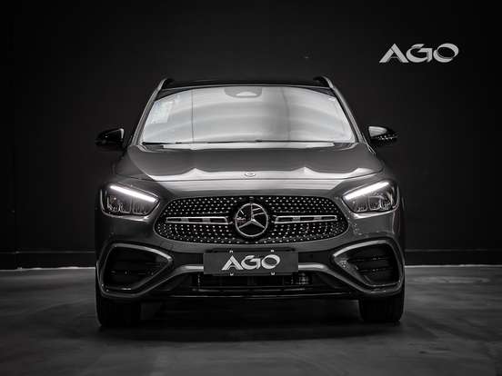 MERCEDES-BENZ-GLA 200-2026