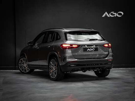 MERCEDES-BENZ-GLA 200-2026
