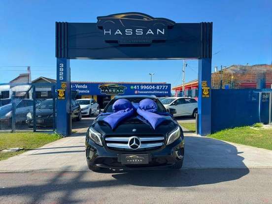 MERCEDES-BENZ-GLA 200-2016