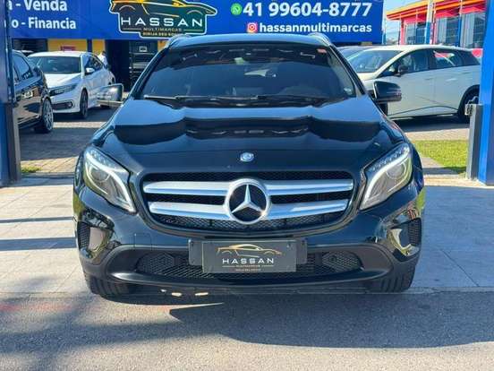 MERCEDES-BENZ-GLA 200-2016