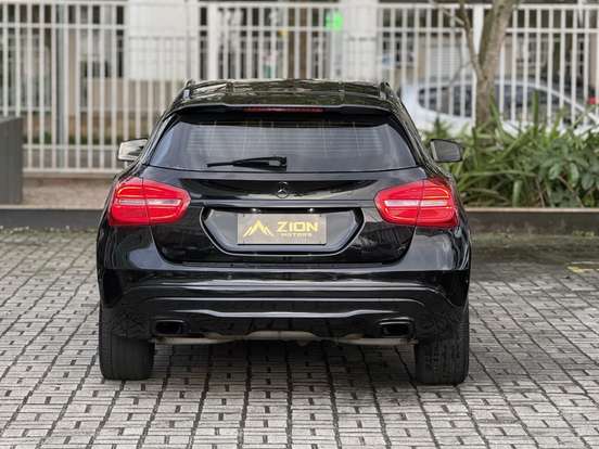 MERCEDES-BENZ-GLA 200-1.6 CGI ADVANCE 16V TURBO GASOLINA 4P AUTOMÁTICO MERCEDES-BENZ-GLA 200-2015