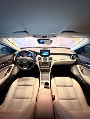 MERCEDES-BENZ-GLA 200-2019