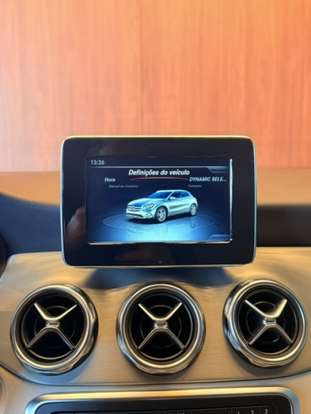 MERCEDES-BENZ-GLA 200-2019