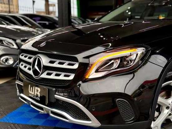 MERCEDES-BENZ-GLA 200-1.6 CGI FLEX ADVANCE 7G-DCT MERCEDES-BENZ-GLA 200-2017