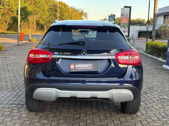 MERCEDES-BENZ-GLA 200-1.6 CGI FLEX STYLE 7G-DCT MERCEDES-BENZ-GLA 200-2018