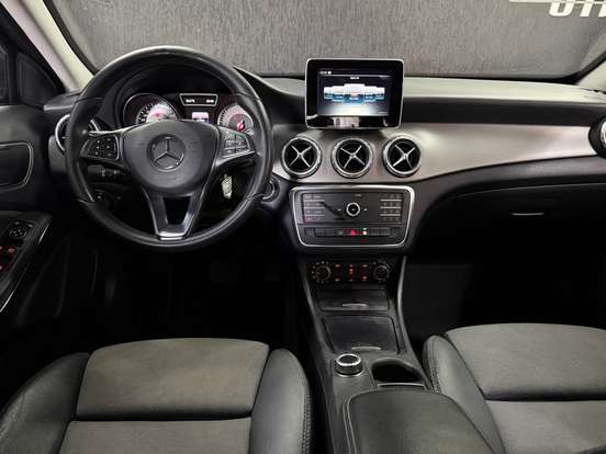 MERCEDES-BENZ-GLA 200-1.6 CGI STYLE 16V TURBO FLEX 4P AUTOMÁTICO MERCEDES-BENZ-GLA 200-2016