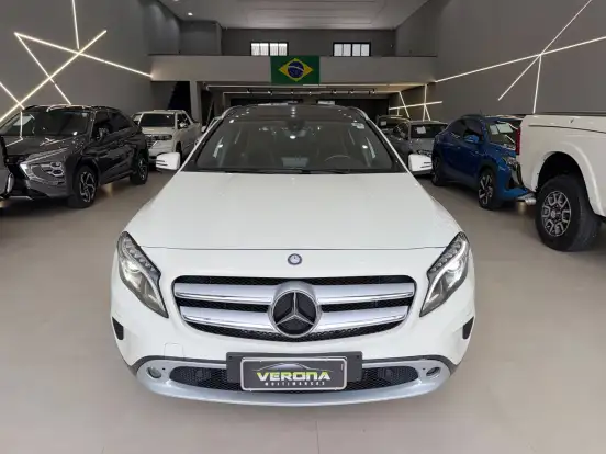 MERCEDES-BENZ-GLA 250-2.0 16V TURBO GASOLINA ENDURO 4P AUTOMÁTICO MERCEDES-BENZ-GLA 250-2016