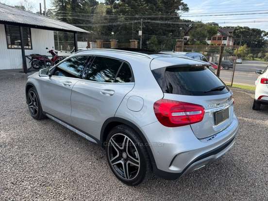 MERCEDES-BENZ-GLA 250-2016