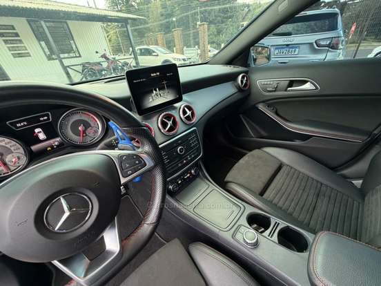 MERCEDES-BENZ-GLA 250-2016