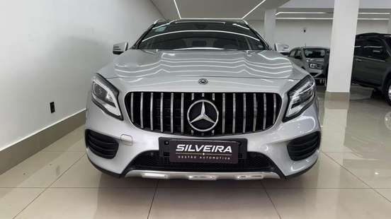 MERCEDES-BENZ-GLA 250-2017
