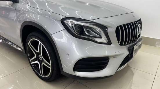 MERCEDES-BENZ-GLA 250-2017