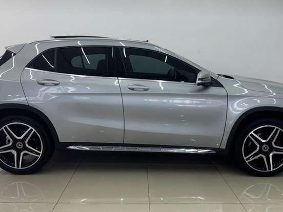 MERCEDES-BENZ-GLA 250-2.0 CGI GASOLINA SPORT 4MATIC 7G-DCT MERCEDES-BENZ-GLA 250-2017