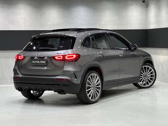 MERCEDES-BENZ-GLA 35 AMG-2.0 CGI GASOLINA 4MATIC SPEEDSHIFT MERCEDES-BENZ-GLA 35 AMG-2022