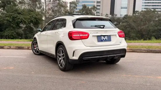 MERCEDES-BENZ-GLA 45 AMG-2015