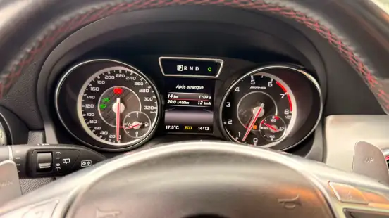 MERCEDES-BENZ-GLA 45 AMG-2015