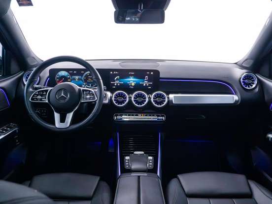 MERCEDES-BENZ-GLB 200-2022