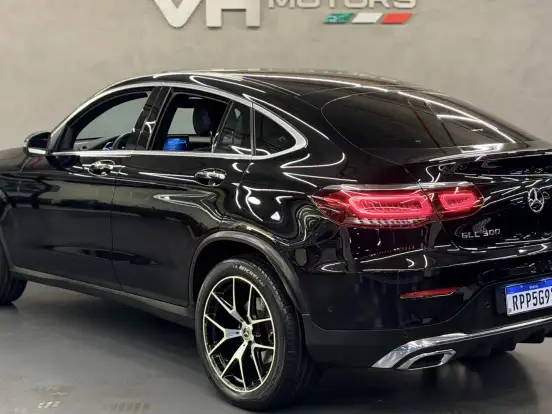 MERCEDES-BENZ-GLC 300-2.0 CGI GASOLINA COUPÉ AMG LINE 4MATIC 9G-TRONIC MERCEDES-BENZ-GLC 300-2022
