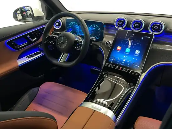 MERCEDES-BENZ-GLC 300-2026
