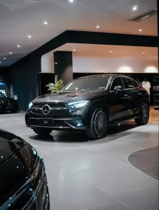MERCEDES-BENZ GLC 300 2.0 MHEV AMG LINE COUPÉ 4MATIC 9G-TRONIC