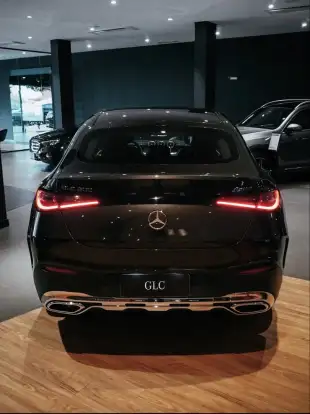 MERCEDES-BENZ-GLC 300-2026