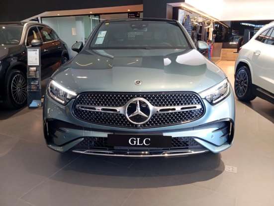 MERCEDES-BENZ-GLC 300-2026